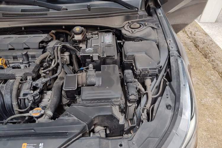 Used Hyundai Elantra 2021 1.5L CVT TOP Flagship Edition Engine Bay Left