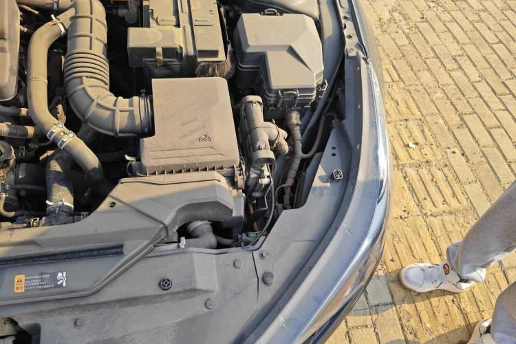 Used Hyundai Elantra 2021 240TGDi DCT TOP Flagship Edition Engine Bay Left