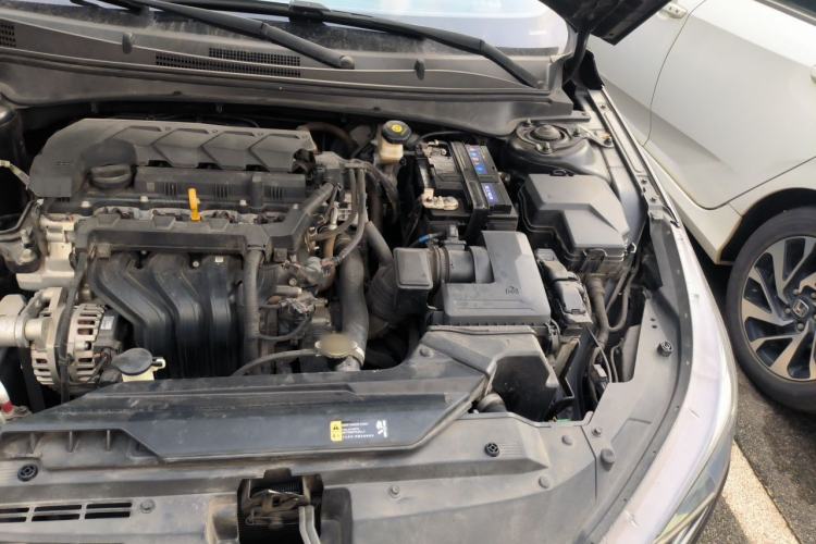 Used Hyundai Elantra 2021 1.5L CVT LUX Prestige Edition Engine Bay Left
