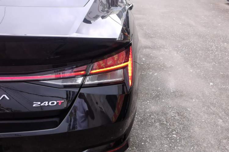 Used Hyundai Elantra 2021 240TGDi DCT LUX Prestige Edition Exterior 3