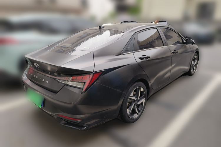 Used Hyundai Elantra 2021 1.5L CVT LUX Prestige Edition Exterior 5