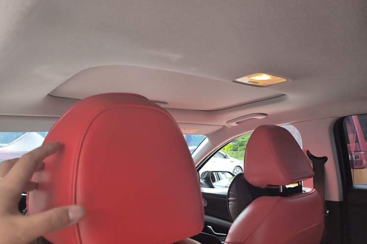 Used Hyundai Elantra 2021 1.5L CVT LUX Prestige Edition Headliner