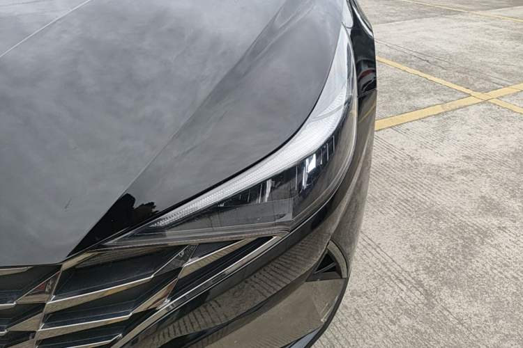 Used Hyundai Elantra 2021 1.5L CVT LUX Prestige Edition Left Front Headlight
