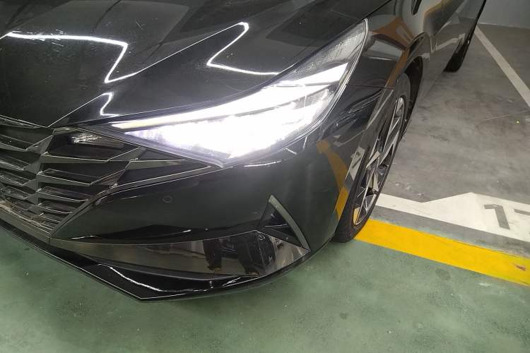 Used Hyundai Elantra 2021 1.5L CVT LUX Prestige Edition Left Front Headlight