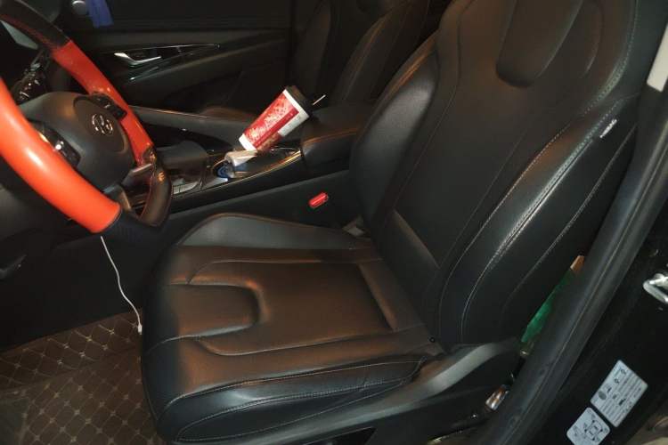 Used Hyundai Elantra 2021 1.5L CVT LUX Prestige Edition Left Front Seat