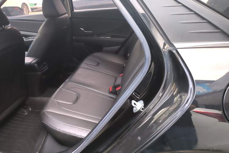 Used Hyundai Elantra 2021 1.5L CVT GLX Elite Edition Left Rear Seat