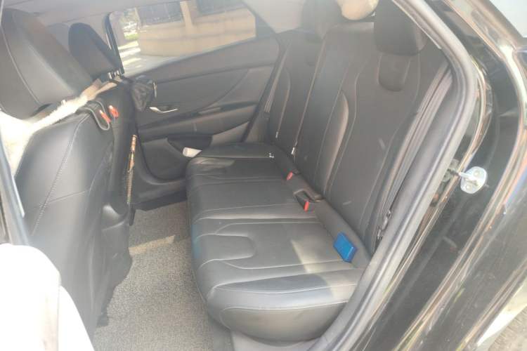 Used Hyundai Elantra 2021 1.5L CVT LUX Prestige Edition Left Rear Seat