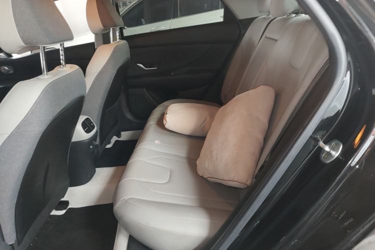 Used Hyundai Elantra 2021 1.5L CVT TOP Flagship Edition Left Rear Seat