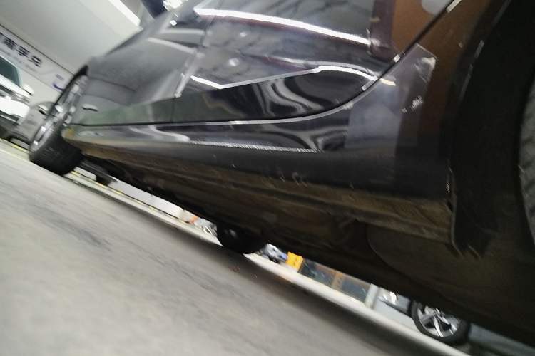 Used Hyundai Elantra 2021 1.5L CVT LUX Prestige Edition Left Side Sill