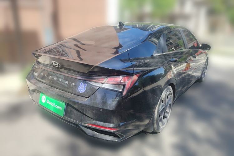 Used Hyundai Elantra 2021 1.5L CVT LUX Prestige Edition Rear Right 45 Deg