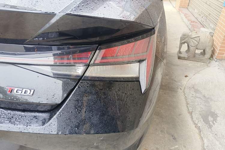 Used Hyundai Elantra 2021 1.5L CVT LUX Prestige Edition Right Rear Taillight