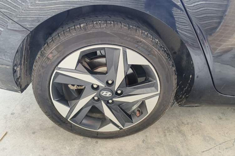 Used Hyundai Elantra 2021 1.5L CVT LUX Prestige Edition Right Rear Wheel Hub