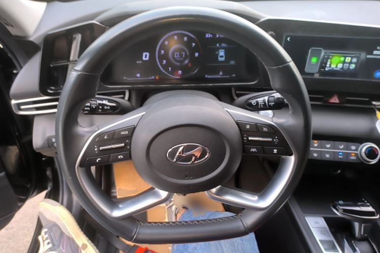 Used Hyundai Elantra 2021 1.5L CVT GLX Elite Edition Steering Wheel