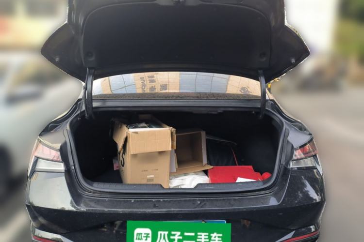 Used Hyundai Elantra 2021 1.5L CVT LUX Prestige Edition Trunk