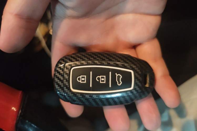 Used Hyundai Elantra 2021 1.5L CVT LUX Prestige Edition Vehicle Key