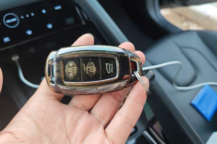 Used Hyundai Elantra 2021 240TGDi DCT LUX Prestige Edition Vehicle Key