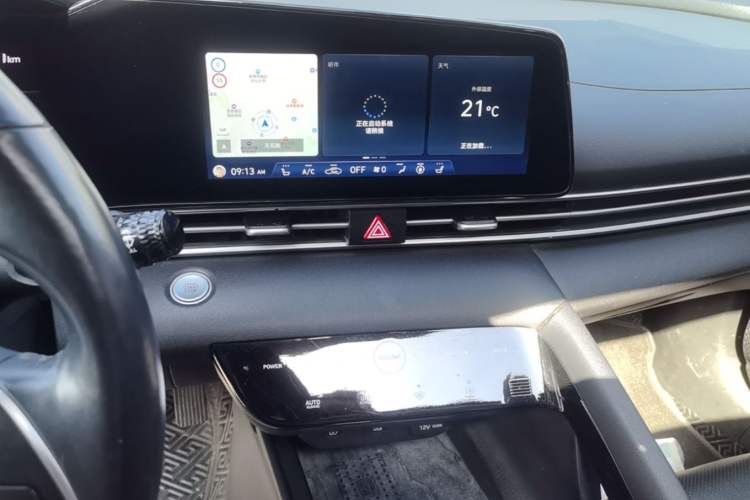 Used Hyundai Elantra 2021 1.5L CVT LUX Prestige Edition Audio And AC Panel