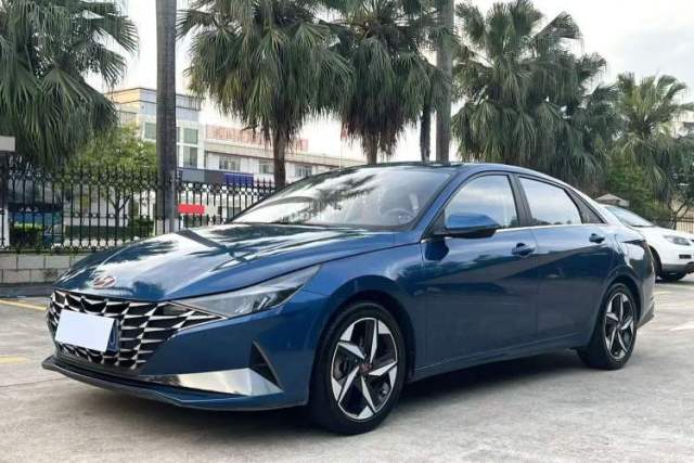 Used Hyundai Elantra 2021 1.5L CVT LUX Prestige Edition