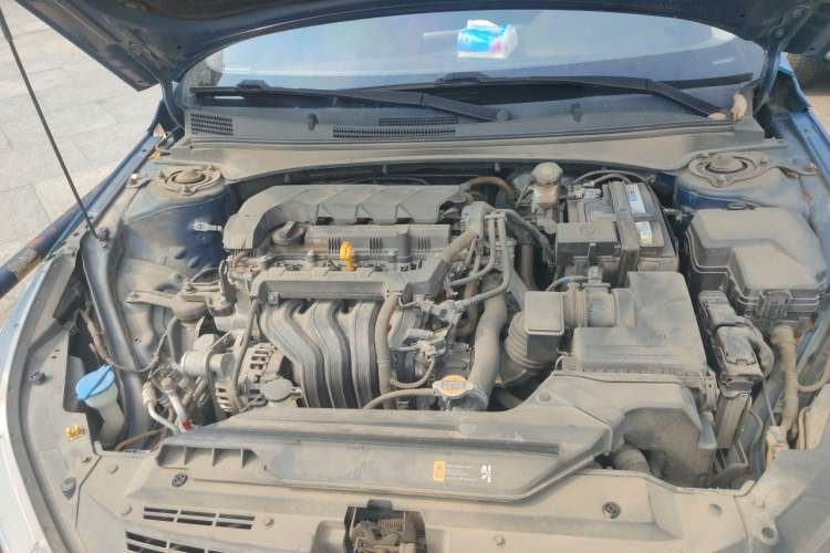 Used Hyundai Elantra 2021 1.5L CVT GLX Elite Edition Engine Bay