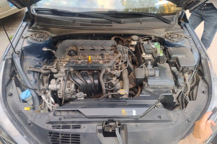 Used Hyundai Elantra 2021 1.5L CVT LUX Prestige Edition Engine Bay