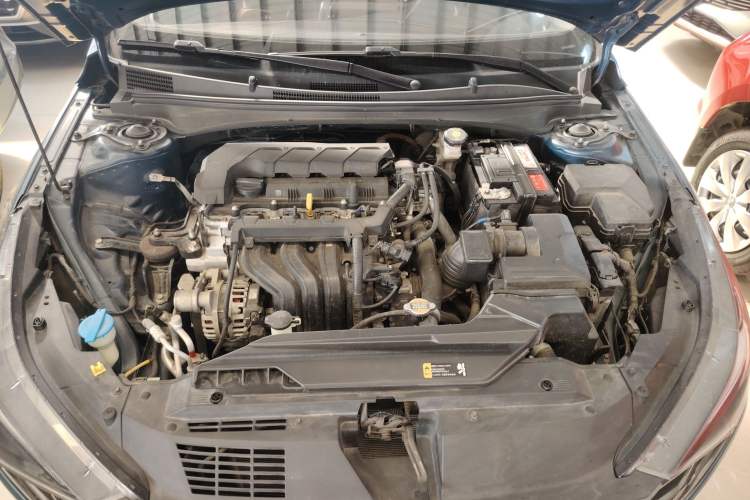 Used Hyundai Elantra 2021 1.5L CVT GLX Elite Edition Engine Bay