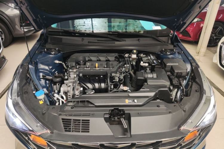 Used Hyundai Elantra 2021 1.5L CVT LUX Prestige Edition Engine Bay