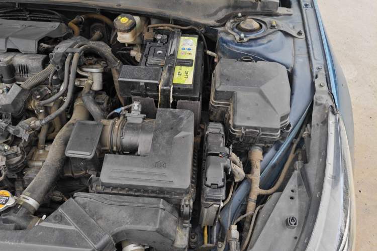 Used Hyundai Elantra 2021 1.5L CVT GLX Elite Edition Engine Bay Left