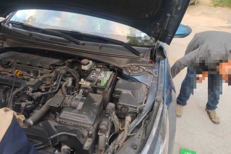 Used Hyundai Elantra 2021 1.5L CVT LUX Prestige Edition Engine Bay Left
