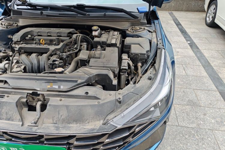 Used Hyundai Elantra 2021 1.5L CVT LUX Prestige Edition Engine Bay Left