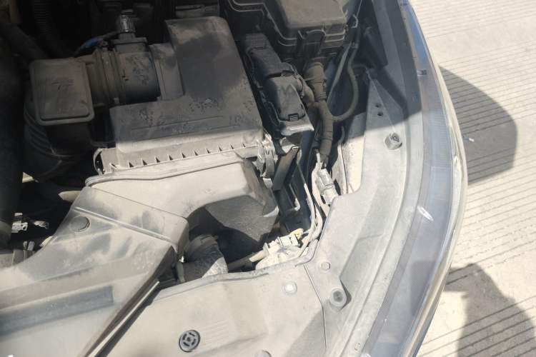 Used Hyundai Elantra 2021 1.5L CVT GLX Elite Edition Engine Bay Left