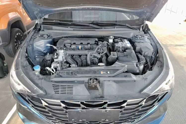 Used Hyundai Elantra 2021 1.5L CVT GLX Elite Edition Engine Bay