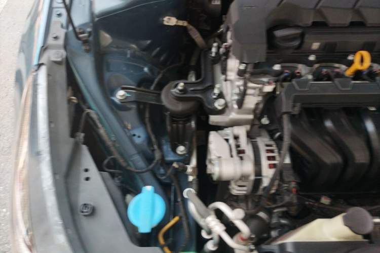 Used Hyundai Elantra 2021 1.5L CVT LUX Prestige Edition Engine Bay Right