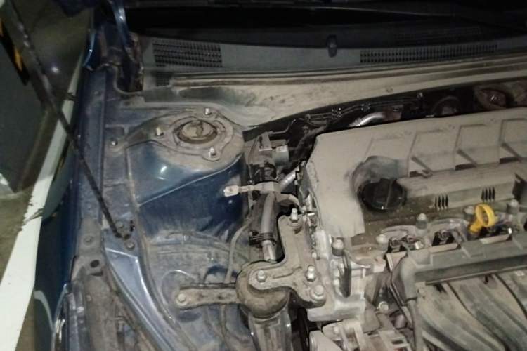Used Hyundai Elantra 2021 1.5L CVT LUX Prestige Edition Engine Bay Right