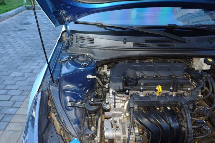 Used Hyundai Elantra 2021 1.5L CVT GLX Elite Edition Engine Bay Right