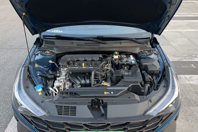 Used Hyundai Elantra 2021 1.5L CVT LUX Prestige Edition Engine Bay