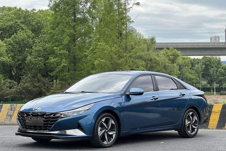 Used Hyundai Elantra 2021 1.5L CVT GLX Elite Edition Exterior 1