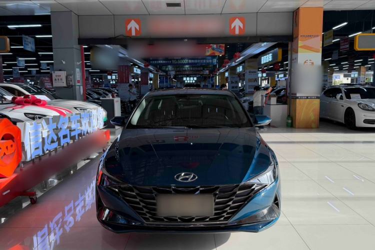 Used Hyundai Elantra 2021 1.5L CVT LUX Prestige Edition Exterior 1
