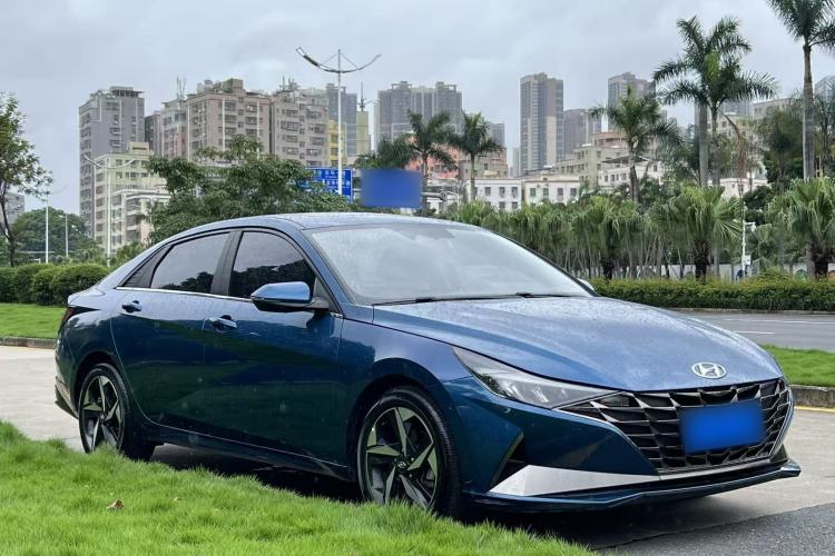 Used Hyundai Elantra 2021 1.5L CVT LUX Prestige Edition Exterior 1
