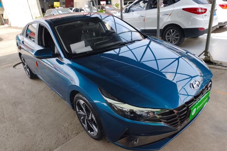 Used Hyundai Elantra 2021 1.5L CVT LUX Prestige Edition Exterior 1