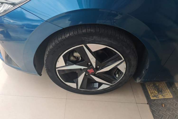Used Hyundai Elantra 2021 1.5L CVT LUX Prestige Edition Exterior 2