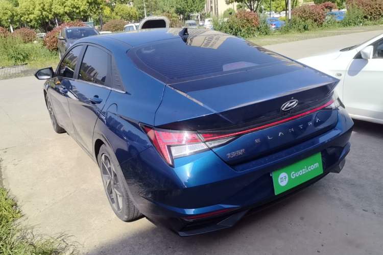 Used Hyundai Elantra 2021 1.5L CVT LUX Prestige Edition Exterior 2