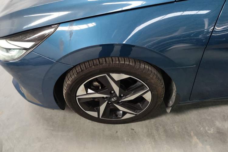 Used Hyundai Elantra 2021 1.5L CVT GLX Elite Edition Exterior 3