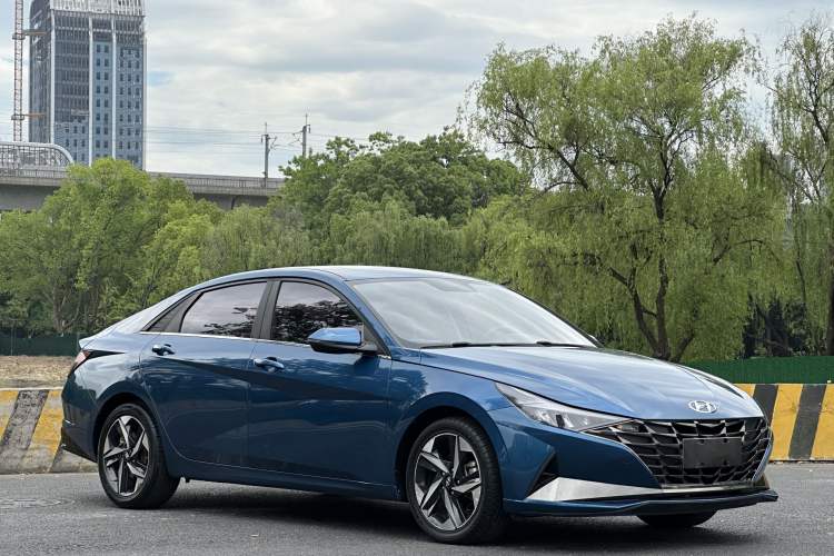 Used Hyundai Elantra 2021 1.5L CVT GLX Elite Edition Exterior 3