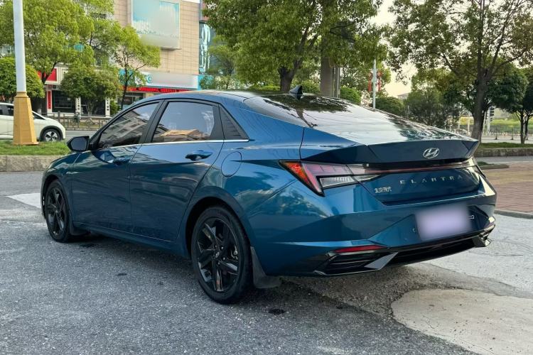 Used Hyundai Elantra 2021 1.5L CVT GLX Elite Edition Exterior 3
