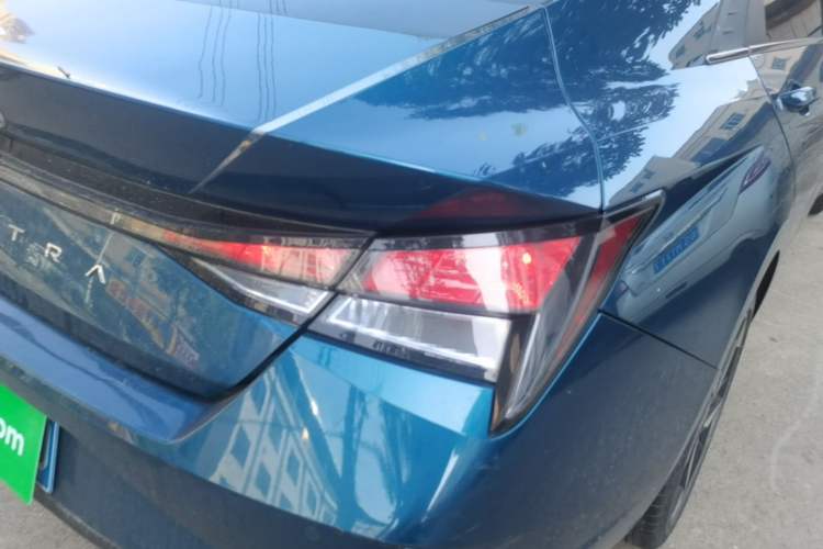Used Hyundai Elantra 2021 1.5L CVT GLX Elite Edition Exterior 3