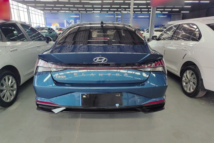 Used Hyundai Elantra 2021 1.5L CVT LUX Prestige Edition Exterior 4