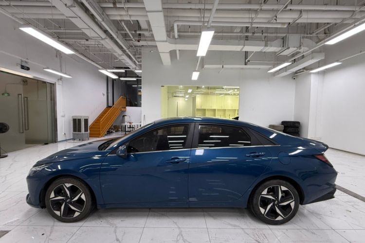 Used Hyundai Elantra 2021 1.5L CVT GLX Elite Edition Exterior 5