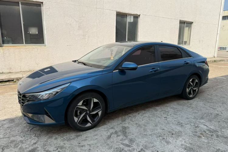 Used Hyundai Elantra 2021 1.5L CVT LUX Prestige Edition Exterior 6