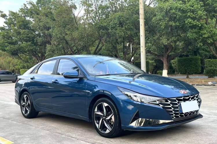 Used Hyundai Elantra 2021 1.5L CVT LUX Prestige Edition Exterior 8