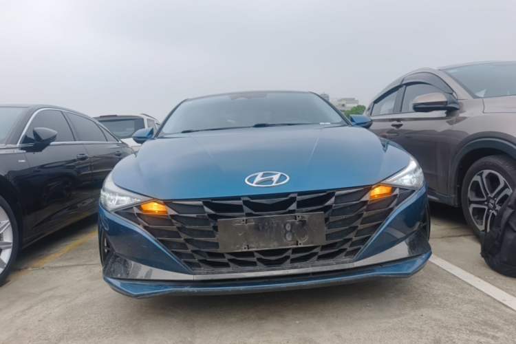 Used Hyundai Elantra 2021 1.5L CVT LUX Prestige Edition Front